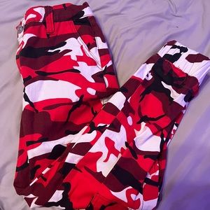 Rue 21 red camouflage cargo pants